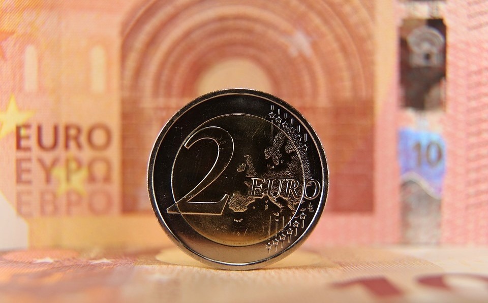 Евро деньги валюта Европы